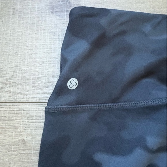 Zella Camo Print High-Waisted Capri Leggings - Picture 6 of 7